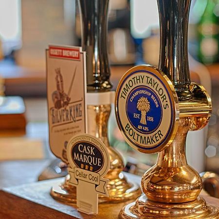 The Red Lion Inn هولمفيرث المظهر الخارجي الصورة