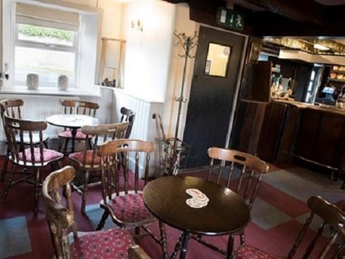 The Red Lion Inn هولمفيرث المظهر الخارجي الصورة